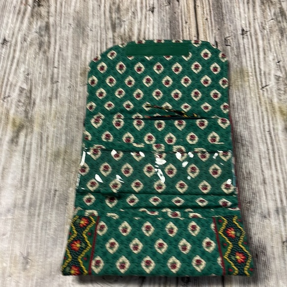 Retired Vera Bradley Wallet - Picture 2 of 7